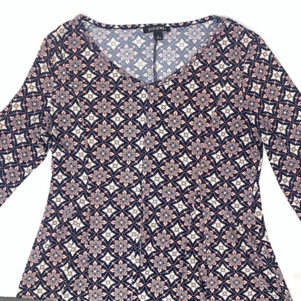 Roz & Ali Navy‎ Blue Pink Floral Stretch Polyester Blend Women's Top Size Small